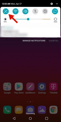 Take a screenshot on an LG K40 using the notification panel